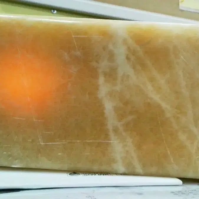 [BUNJANG] High-Quality Yellow Jade/Onyx (Estimated) Decorative Stone / 고급 황옥/오닉스(추정) 장식석