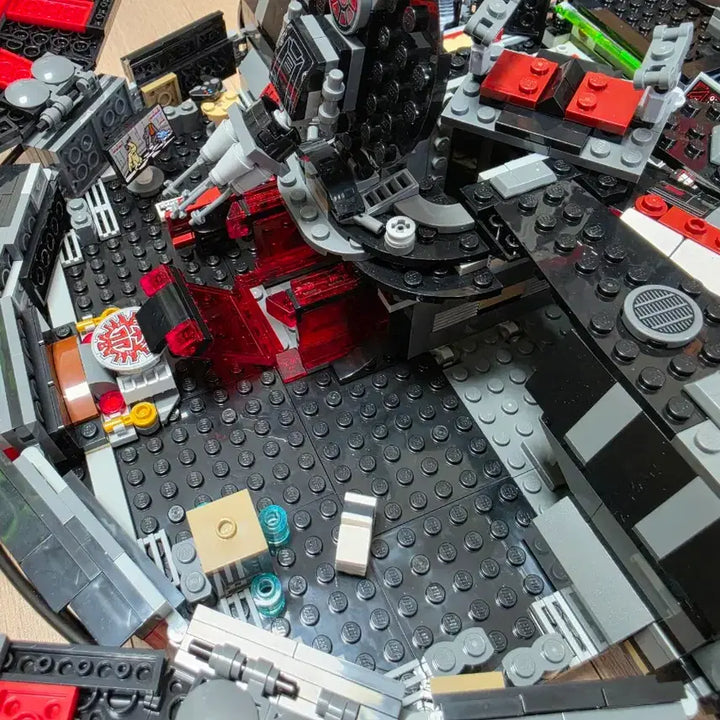 [BUNJANG] LEGO Millennium Falcon (Black Edition) 75389 / 레고 밀레니엄 팔콘 (블랙 에디션) 75389