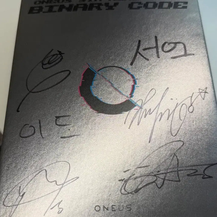 [BUNJANG] ONEUS Binary Code Signed Album / 원어스 친필 사인앨범