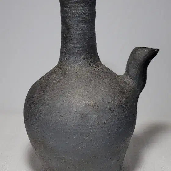 [BUNJANG] Goryeo Dynasty Earthenware Water Ewer (Joseongbyeong) - Authentic / 토제정병.고려토기주자.진품보장