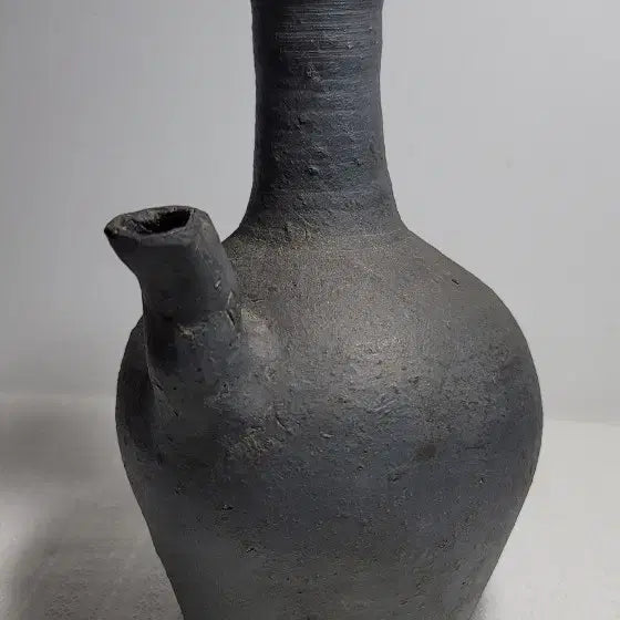 [BUNJANG] Goryeo Dynasty Earthenware Water Ewer (Joseongbyeong) - Authentic / 토제정병.고려토기주자.진품보장