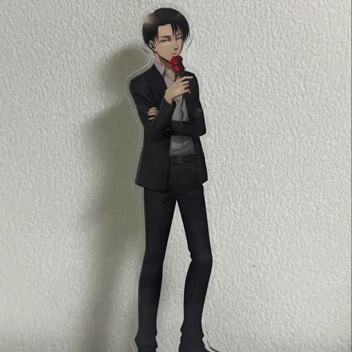 [BUNJANG] Attack on Titan Levi Acrylic Stand / 진격의 거인 리바이 아크릴 스탠드