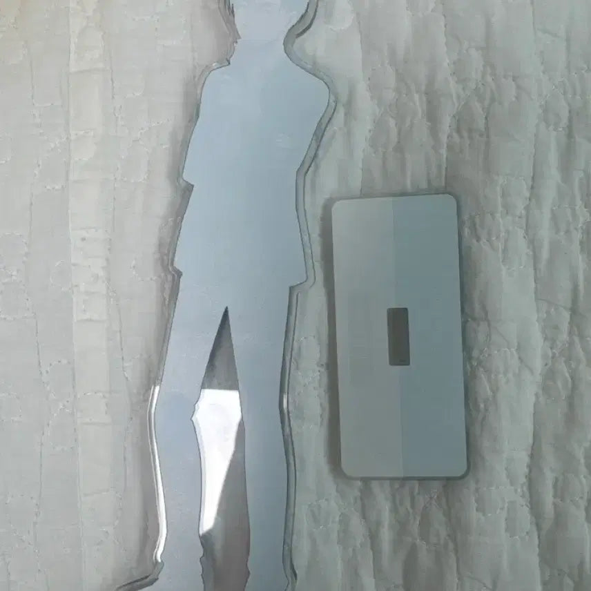 [BUNJANG] Attack on Titan Levi Acrylic Stand / 진격의 거인 리바이 아크릴 스탠드