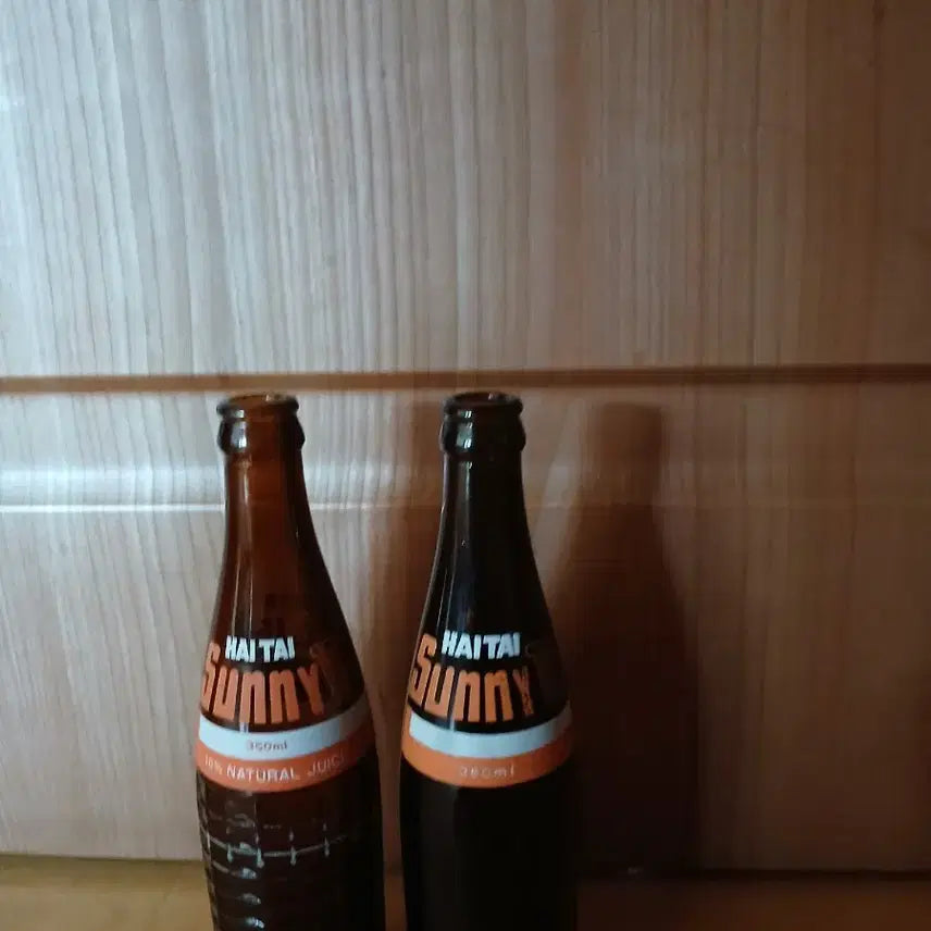 [BUNJANG] Vintage Sunny-Ten 350ml Glass Bottles (Set of 2) / 오랜된 써니턴 공병.