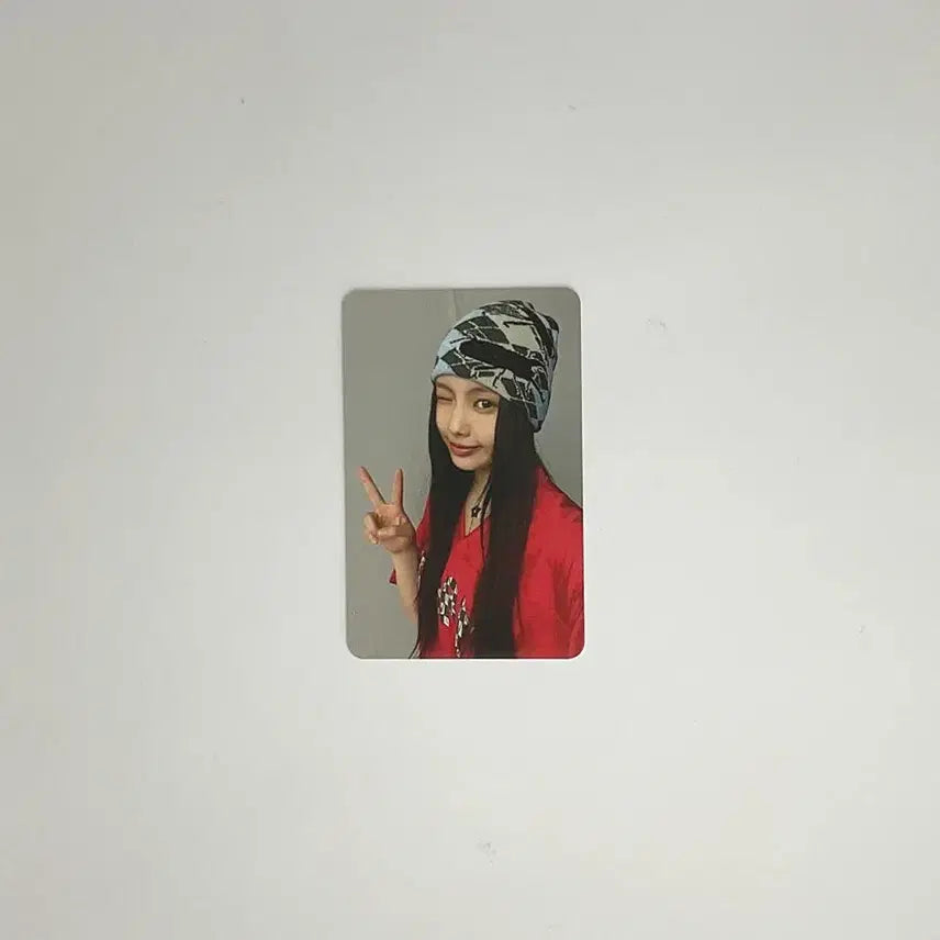 [BUNJANG] NewJeans Hyein Super Natural Photocard / 뉴진스 혜인 슈퍼내추럴 포토카드 NJ HYEIN SUPER NATURAL PHOTOCARD_1