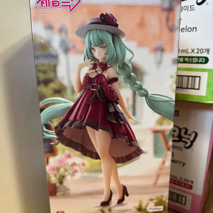 [BUNJANG] Hatsune Miku Red Dress Figure (Sealed) / [미개봉] 하츠네 미쿠 레드 드레스 피규어