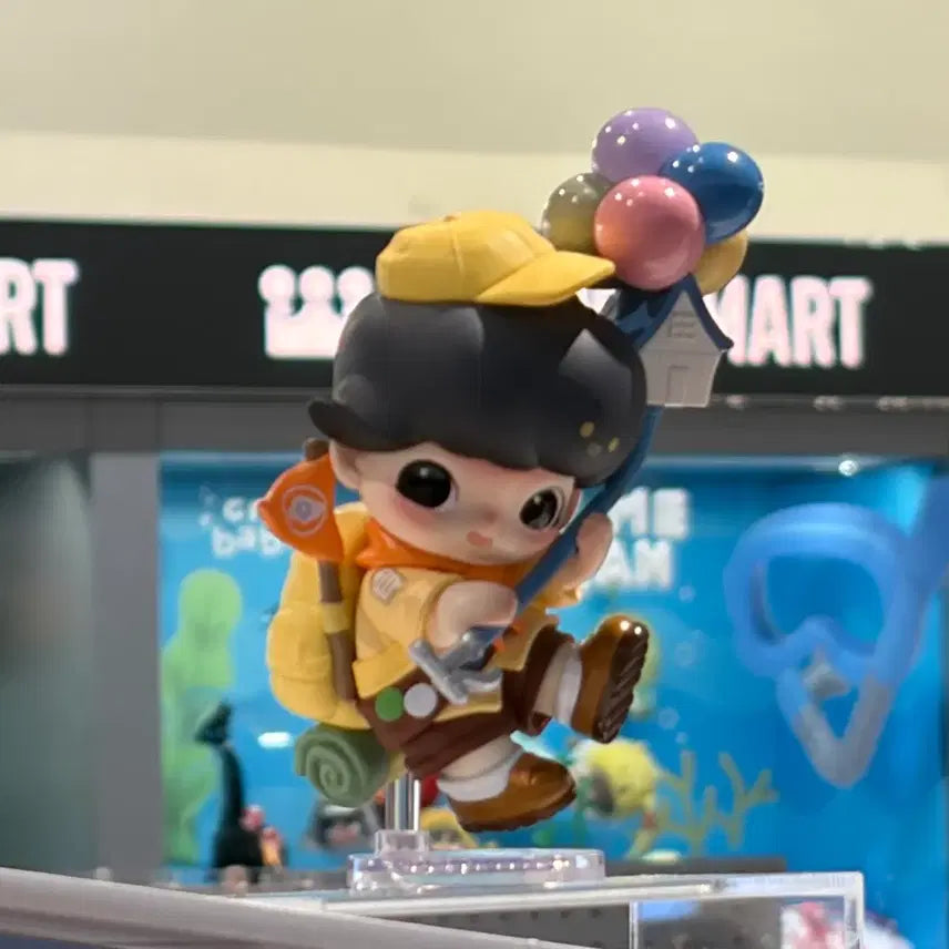 [BUNJANG] Pop Mart DIMOO World x Pixar Series Russell UP Figure / [당일발송] 팝마트 디무 월드 x 픽사 시리즈 - 러셀 업