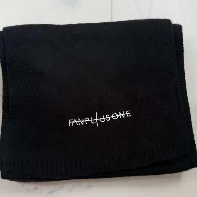 [BUNJANG] G-Dragon Fan Kit Scarf / 지드래곤 팸키트 목도리