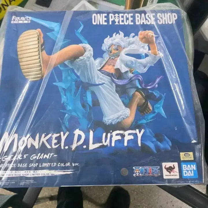 [BUNJANG] FiguartsZERO Giants Nika Gear 5 Metallic Version One Piece Limited Edition Figure / 아츠제로 기간트 니카 기어5 원피스 베이스샵 한정