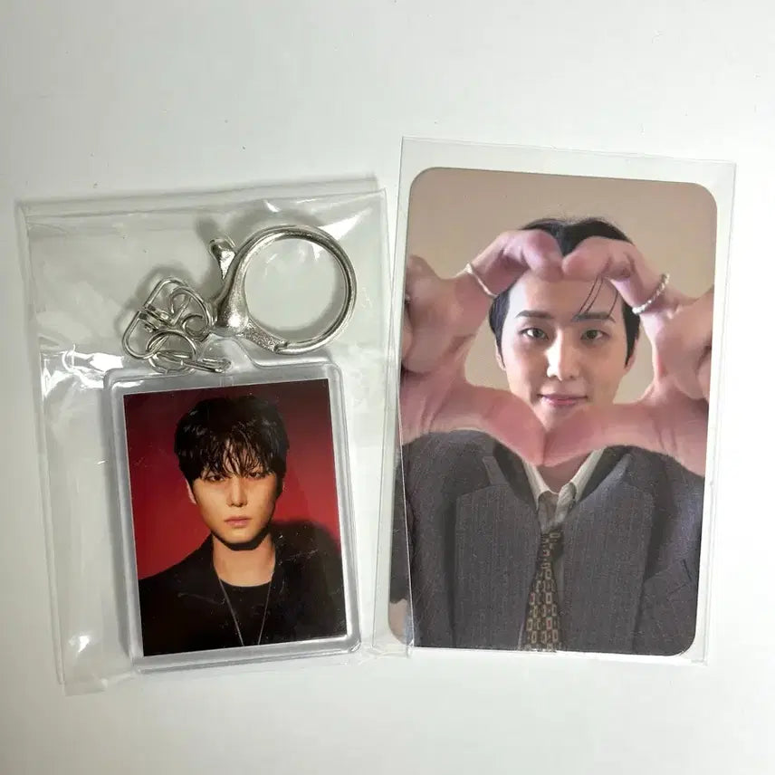 [BUNJANG] DAY6 Young K Seven Eleven Lucky Draw Photocard Holder Set / 데이식스 영케이 세븐일레븐 미공포 키링 일괄