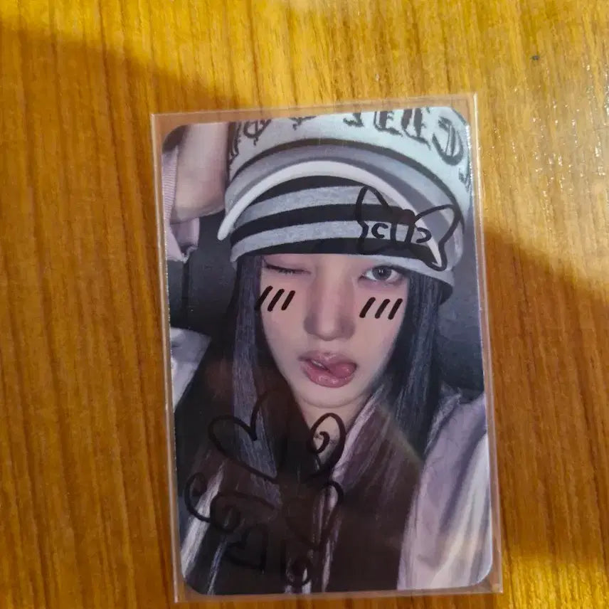 [BUNJANG] Kivits Yui Signed Photocard / 키비츠 유이 싸인 포토카드 양도
