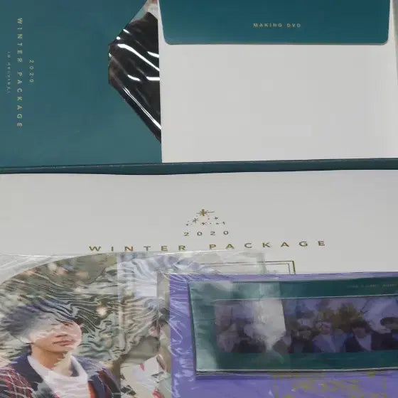 [BUNJANG] BTS 2020 Winter Package in Helsinki Jungkook Random Mini Photobook / BTS 2020 윈터 패키지 인 헬싱키/ 방탄 2020 윈패 (랜덤포토북 정국)