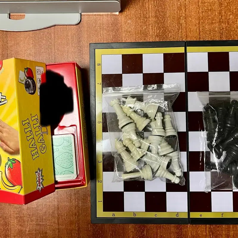 [BUNJANG] Halli Galli Deluxe + Portable Magnetic Chess Set / 할리갈리 딜럭스 + 휴대용 자석 체스판