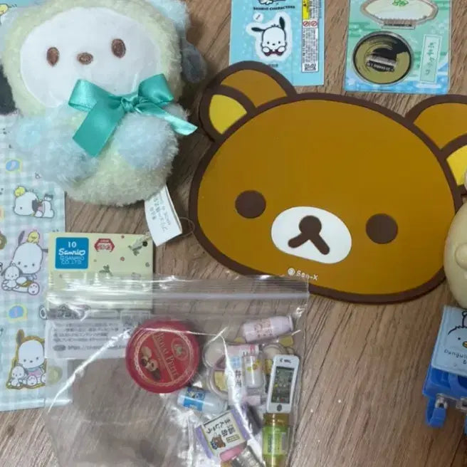 [BUNJANG] Junji Ito x Sanrio Collaboration Eco Bag &amp; Gacha Figure Bundle / 이토준지 산리오에코백  가챠 컬러 일괄  +산리오 굿즈들 일괄 혜자처분