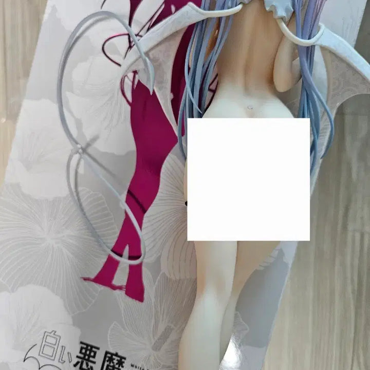 [BUNJANG] 1/5 White Demon Stripped Version Figure (Repairable) / [파손/수리용] 1/5 하얀악마 탈의 버전 피규어