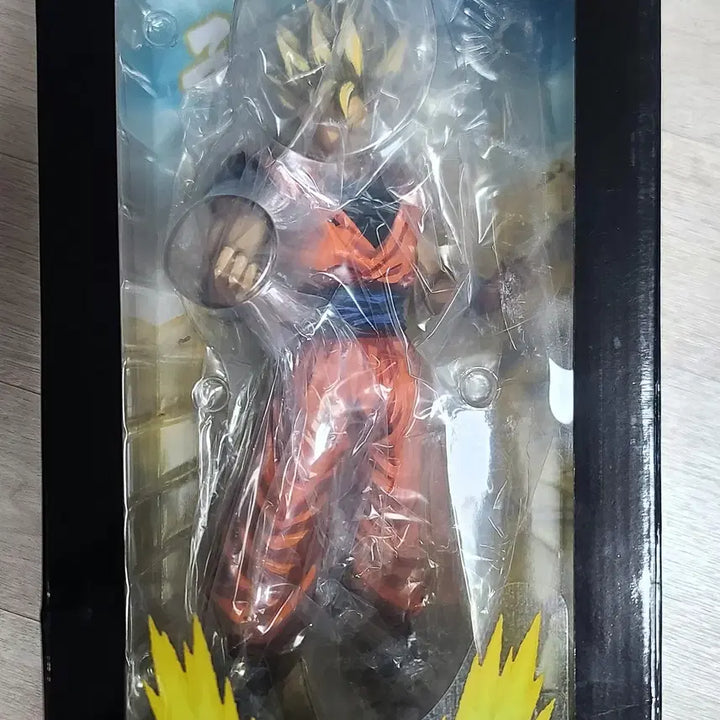[BUNJANG] Grandista Super Saiyan Son Goku Manga Version Figure (Opened) / (택포)그란디스타 슈퍼사이어인 손오공 망가버전 개봉품 팝니다