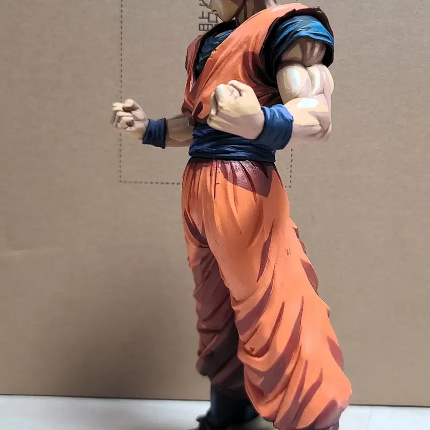 [BUNJANG] Grandista Super Saiyan Son Goku Manga Version Figure (Opened) / (택포)그란디스타 슈퍼사이어인 손오공 망가버전 개봉품 팝니다