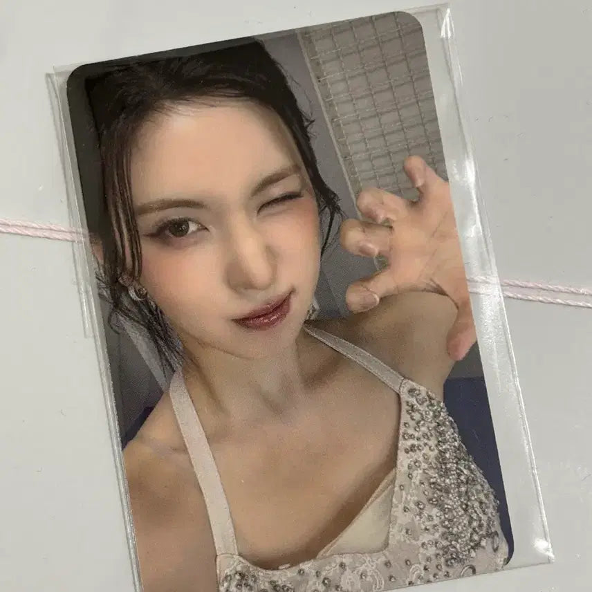 [BUNJANG] NMIXX Bae Apple Music Lucky Draw Photocard / 엔믹스 NMIXX 배이 애플뮤직 럭키드로우 헤비 세레나데 특전 포카 포토카드