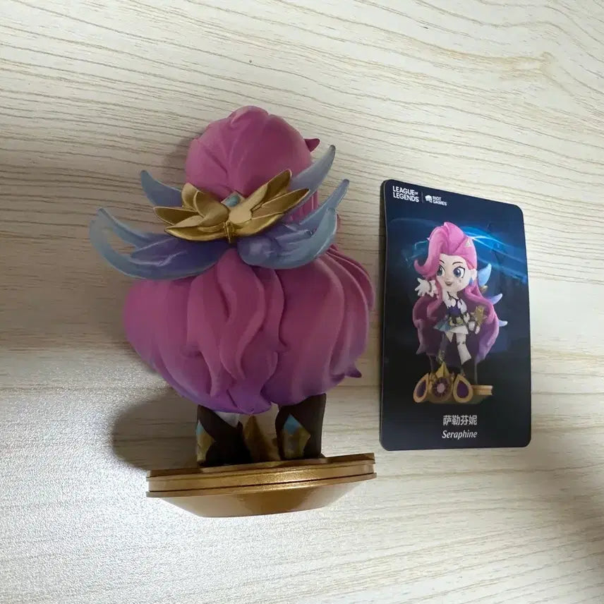 [BUNJANG] Pop Mart Seraphine Figure / 팝마트 세라핀 피규어