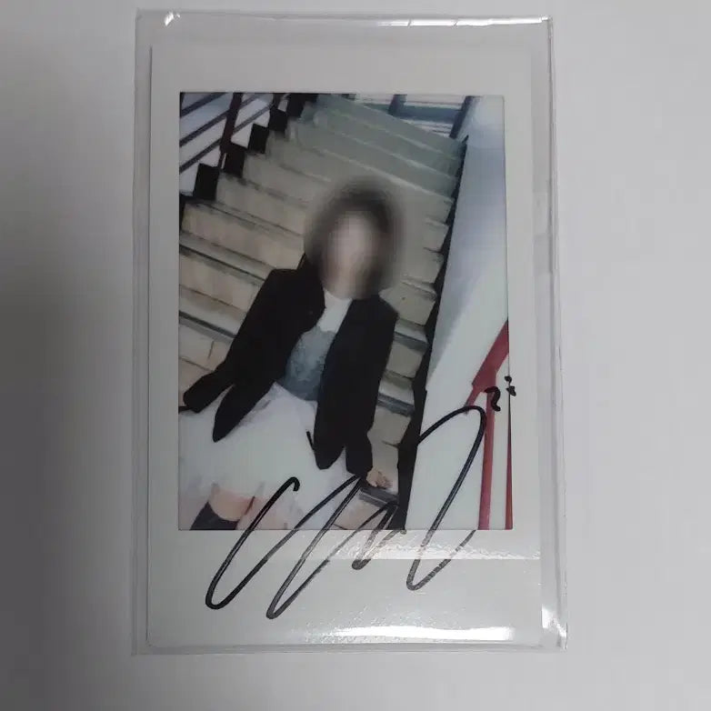 [BUNJANG] Rescene Wonyoung Signed Polaroid (B-side Boy) / 리센느 원이 싸인 폴라 (비지보이)