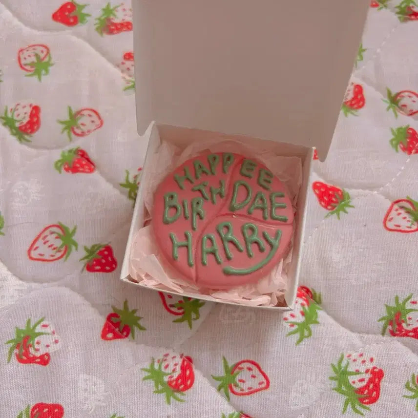 [BUNJANG] Harry Potter Birthday Cake Brooch / 해리포터 생일 케이크 브로치