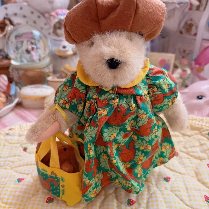 [BUNJANG] Vintage Murphy Bear Squirrel Pattern Dress Doll / 빈티지 다람쥐 패턴 드레스 입은 머피베어 인형