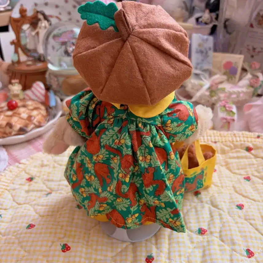 [BUNJANG] Vintage Murphy Bear Squirrel Pattern Dress Doll / 빈티지 다람쥐 패턴 드레스 입은 머피베어 인형