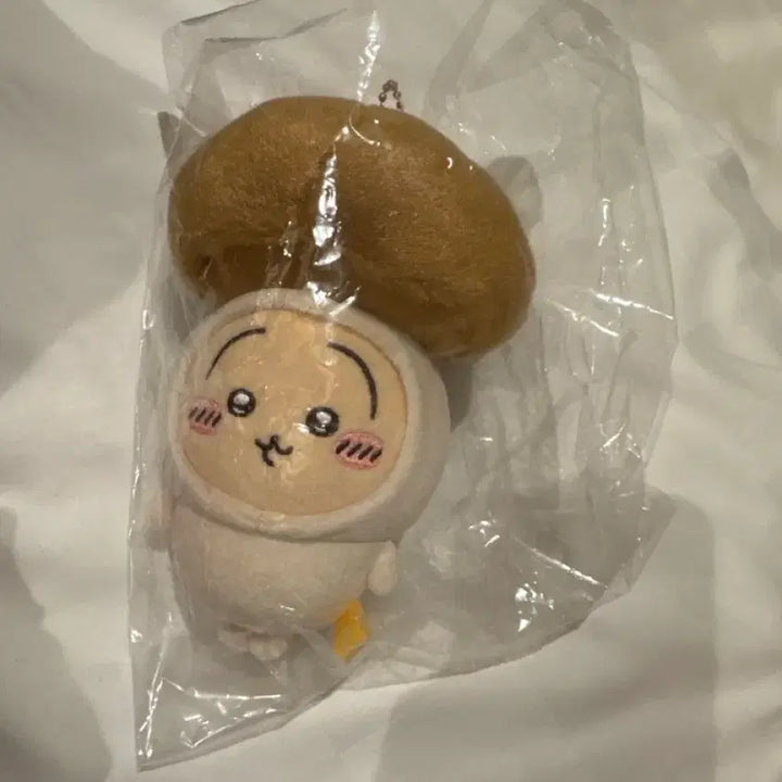 [BUNJANG] Mushroom Usagi Plush / 계절이구나 버섯 우사기