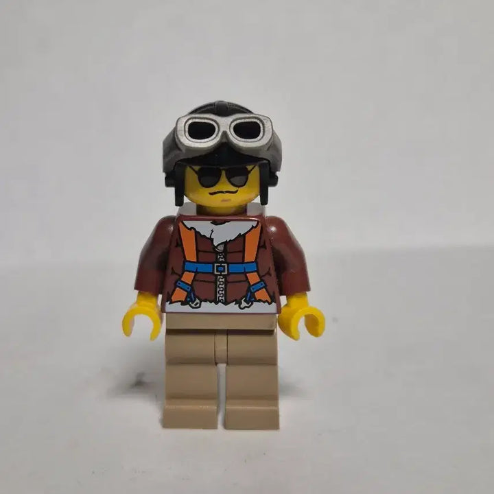 [BUNJANG] LEGO City Helicopter Pilot Minifigure / 레고 시티 헬기 조종사 / 파일럿 미니피규어