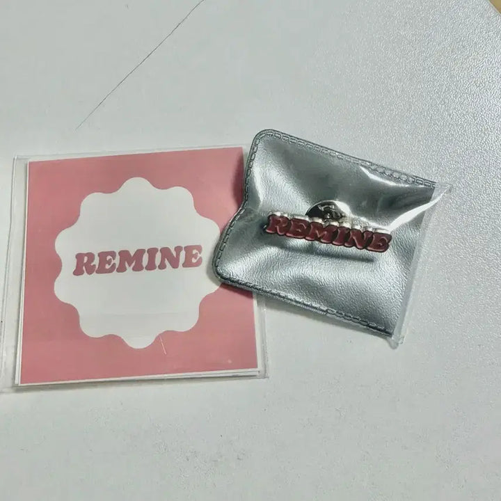 [BUNJANG] Ressene Remind Badge / 리센느 뱃지 리마인 뱃지 판매합니다