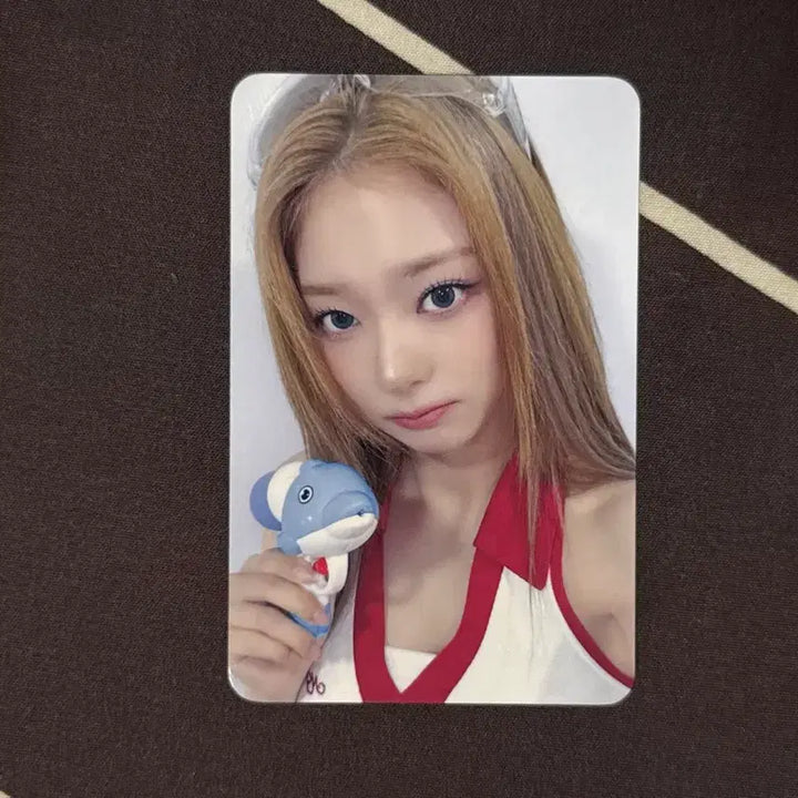 [BUNJANG] fromis_9 Glow ME Makestar POB In Nakyung Photocard / 프로미스나인 Glow ME 메이크스타 특전 물놀이 이나경 포카 fromis9