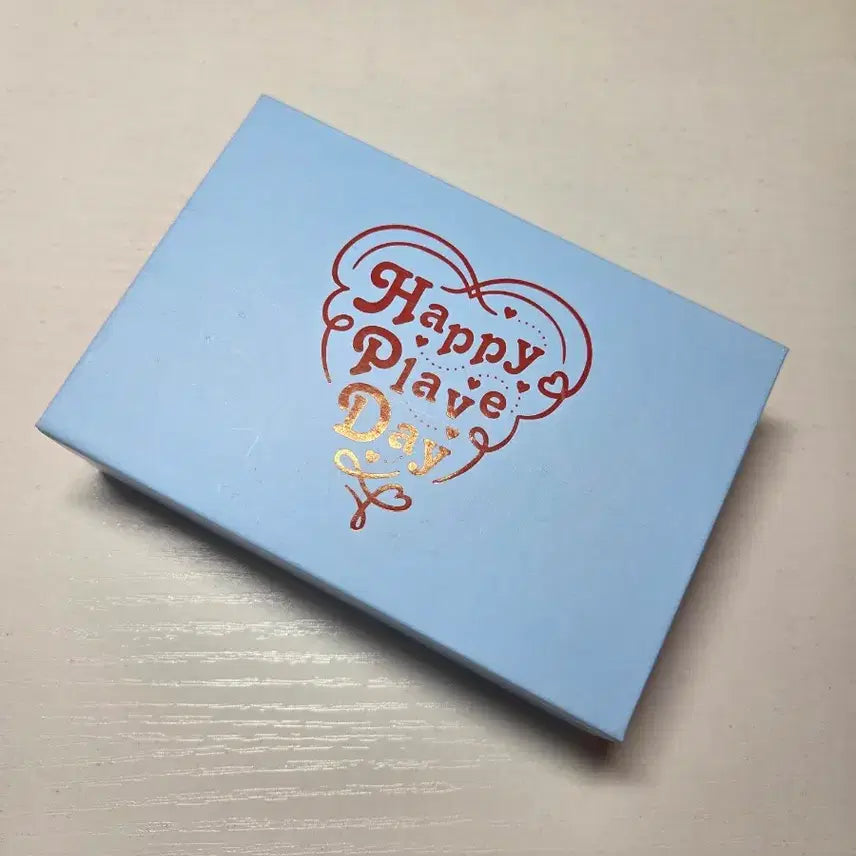 [BUNJANG] PLAVE 2nd Anniversary Happy PLAVE Day Badge Set / 플레이브 2주년 해피 플레이브 데이 뱃지 세트