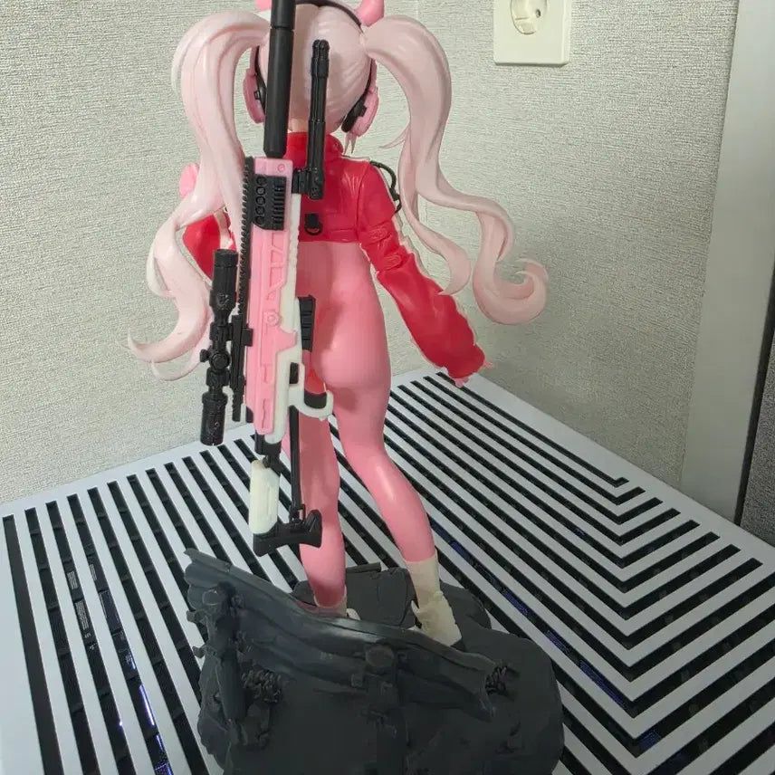 [BUNJANG] Xplus Nikke Alice Pre-assembled Model Kit / 엑스플러스 니케 앨리스 가조립 팝니다.