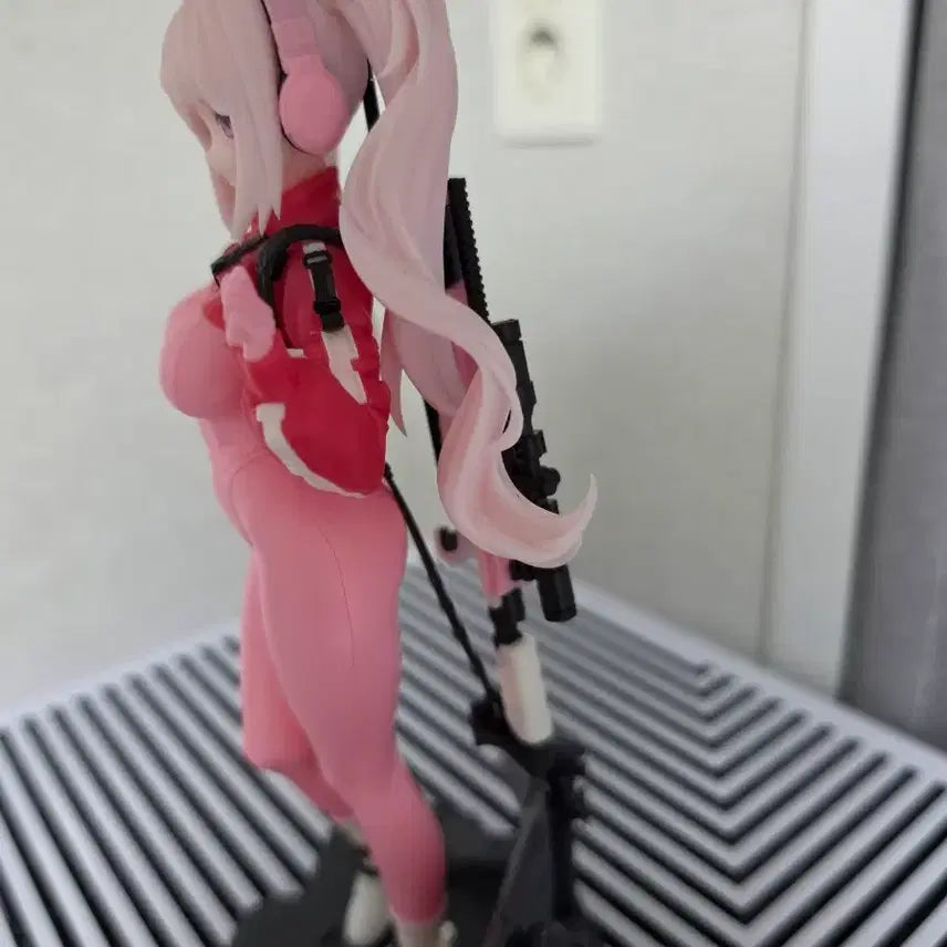 [BUNJANG] Xplus Nikke Alice Pre-assembled Model Kit / 엑스플러스 니케 앨리스 가조립 팝니다.