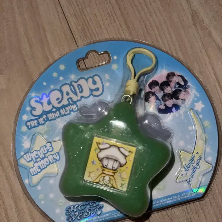 [BUNJANG] NCT WISH Sakurya Ryowichu Memory Keyring Wichu Camera Unsealed B Type / 포카O사쿠야)) 엔시티위시 스테디 앨범 료 위츄메모리키링 위츄카메라 개봉 b타입