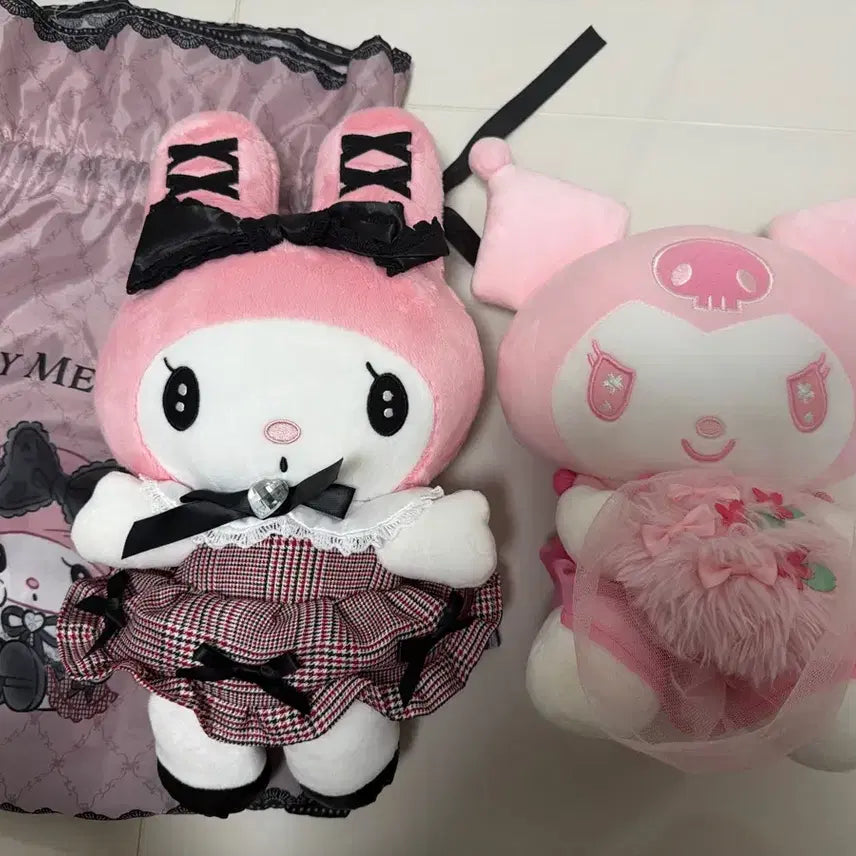 [BUNJANG] Kuromi My Melody Doll Set / 쿠로미 마이멜로디 인형