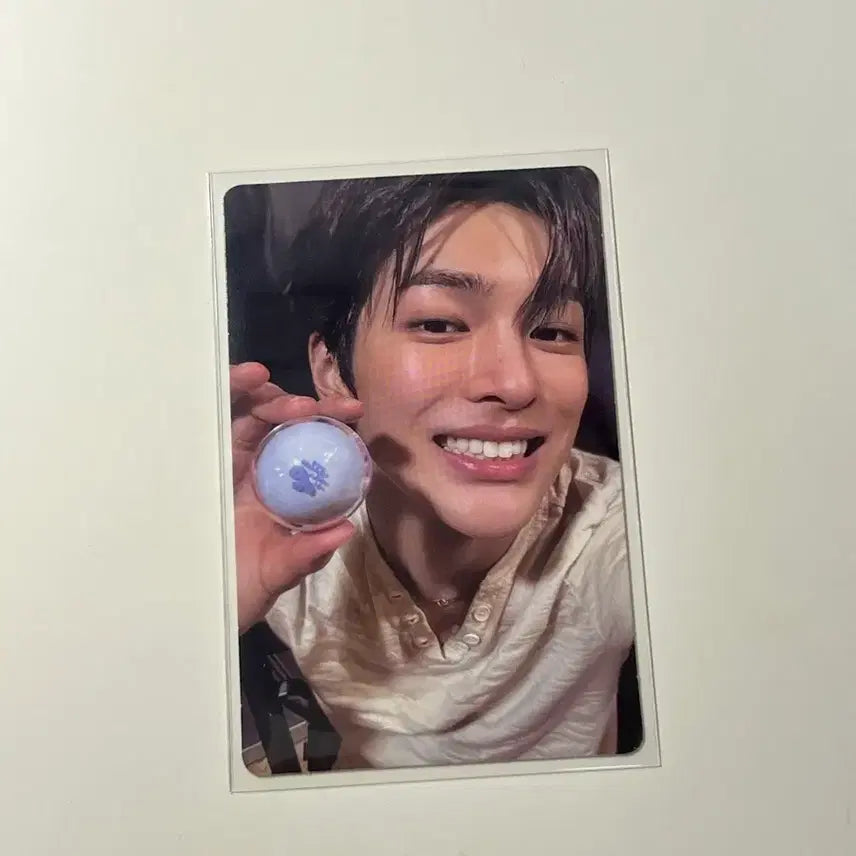 [BUNJANG] CORTIS Gunho Blue Lips Photocard / !!급처!!)코르티스 건호 블루립스 포카 판매