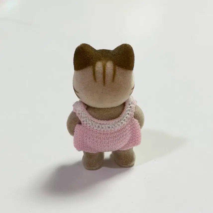 [BUNJANG] Sylvanian Families Old Knitted Shimaneck Striped Cat / 실바니안 올드 뜨게 시마네코 줄무늬고양이