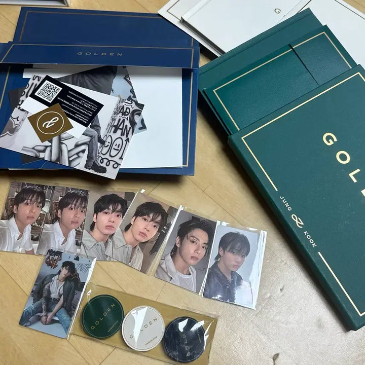 [BUNJANG] BTS Jungkook GOLDEN Album Photocard Goods Set (with POB) / 정국 GOLDEN 앨범 포토카드 굿즈 세트 특전포함 방탄소년단 BTS