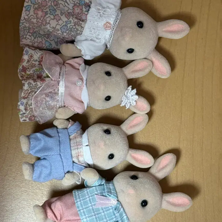 [BUNJANG] Sylvanian Families Milk Rabbit Family / 실바니안 밀크토끼 가족