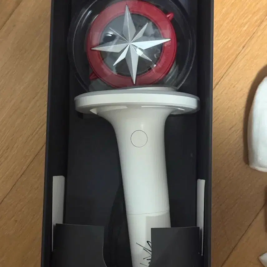 [BUNJANG] Stray Kids Cheer Stick Version 2 / 스키즈 응원봉 나침봉 버전2