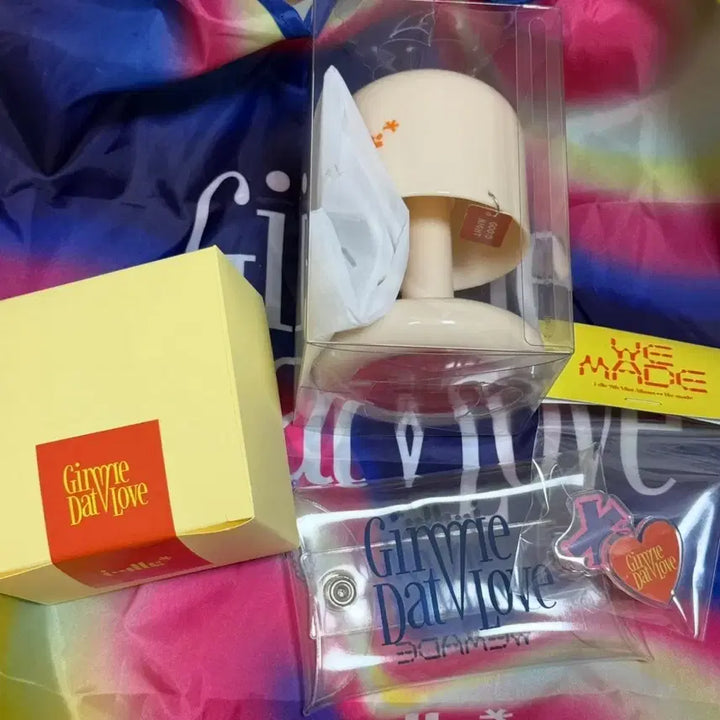 [BUNJANG] G)I-DLE We Made Music Core Fan Meeting Event Mood Lamp Jibbitz Pouch Gimme Dat Love Bundle / 아이들 we made 음중 미팬 역조공 공방 무드등 지비츠 파우치 Gimme Dat Love