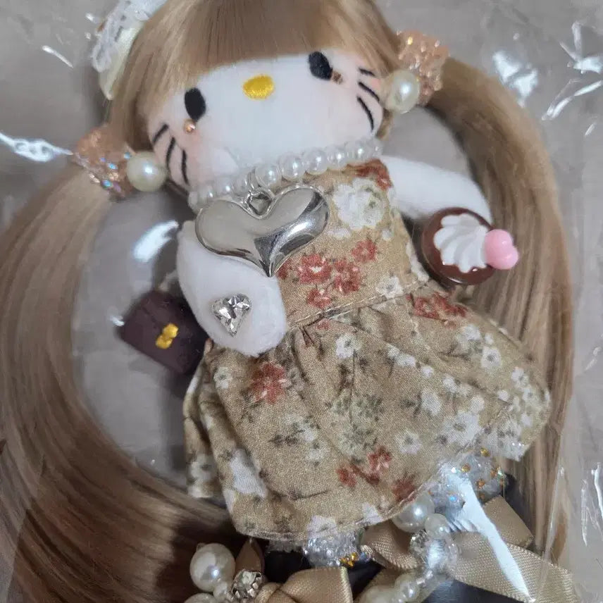 [BUNJANG] Hello Kitty Rapunzel Doll / [새상품]예쁜 라푼젤 키티 판매합니다
