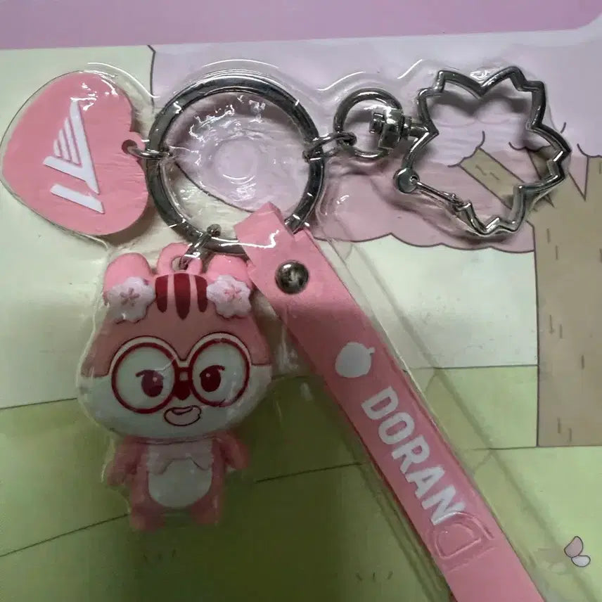 [BUNJANG] T1 Animal Friends Figure Keychain - Blossom Edition / 도란 벚꽃 온세티 키링 티원 t1 Animal Friends Figure Keychain - Blossom Edition