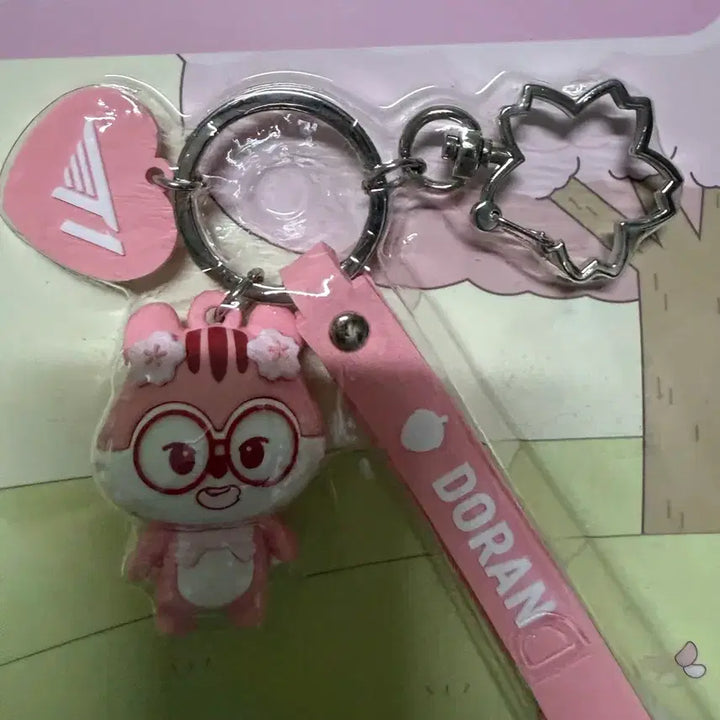 [BUNJANG] T1 Animal Friends Figure Keychain - Blossom Edition / 도란 벚꽃 온세티 키링 티원 t1 Animal Friends Figure Keychain - Blossom Edition