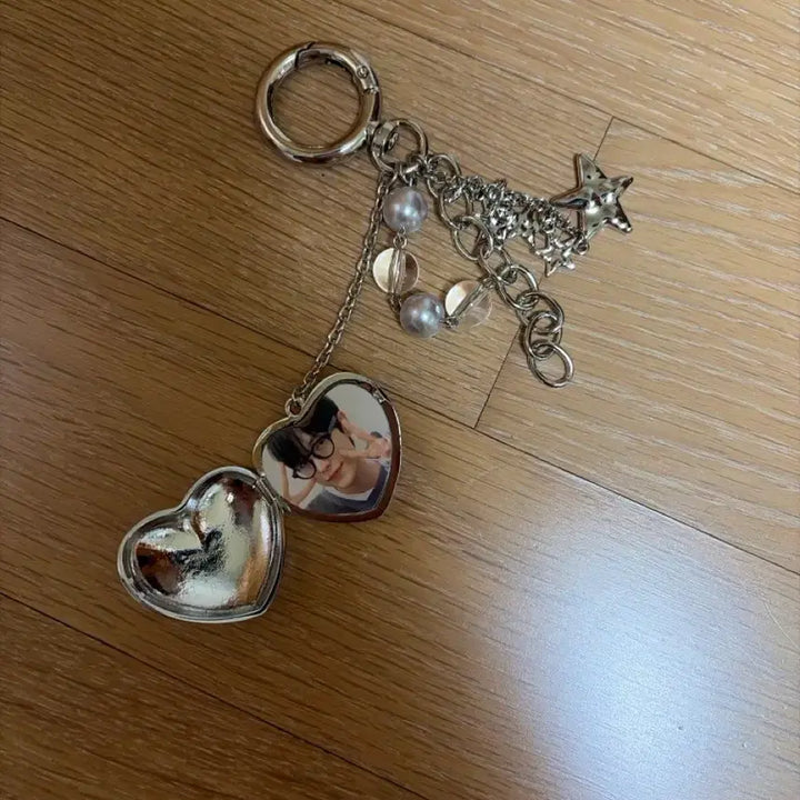 [BUNJANG] Yushi Steady Heart Pendant Keyring / 유우시 스테디 하트팬던트 키링