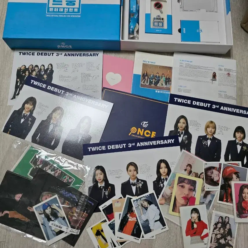 [BUNJANG] Twice 1st &amp; 3rd Generation Kit &amp; Album Inclusions Bundle Set / 트와이스 1기 &amp; 3기 키트 &amp; 앨범 구성품 등