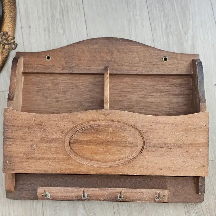 [BUNJANG] Wooden Wall-Mounted Mailbox Keychain Vintage / 원목 벽걸이 편지함 열쇠고리 빈티지