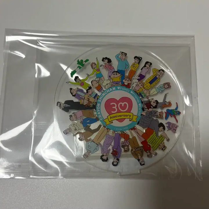 [BUNJANG] Crayon Shin-chan 30th Anniversary Earth Acrylic Stand / 짱구 30주년 지구 아크릴 스탠드
