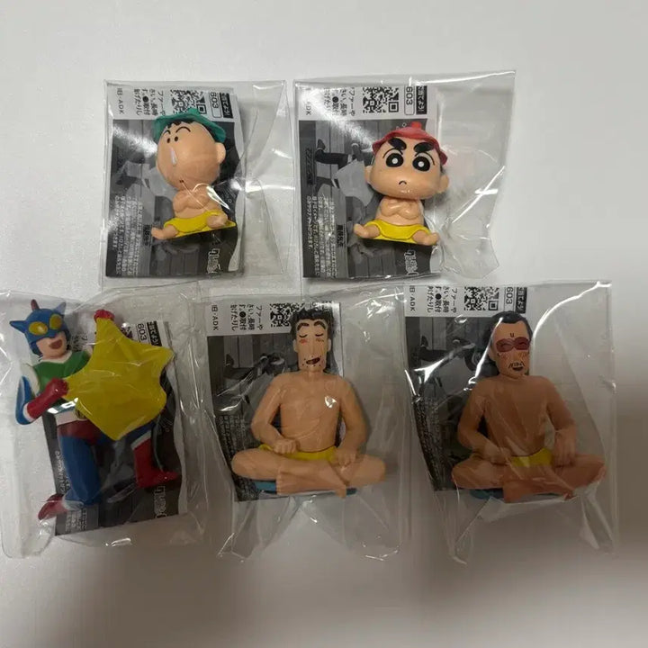 [BUNJANG] Crayon Shin-chan Sauna Gacha Set (5 Variants) / 반다이 짱구 사우나 가챠 5종 풀세트